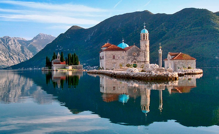 Churches and monasteries in Boka Bay - only accessible by boat